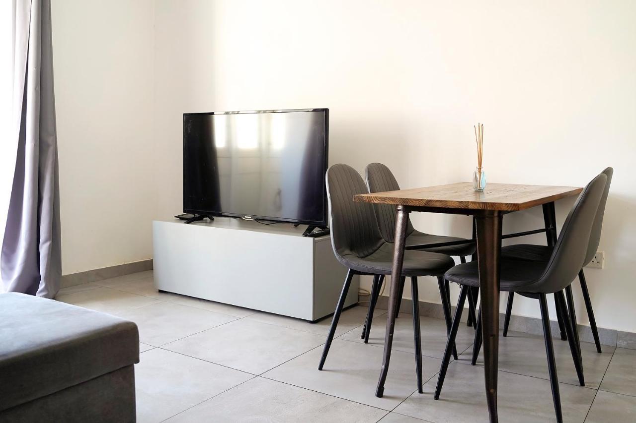 Wonderful Apartment Next To The Sea Gzira Екстер'єр фото